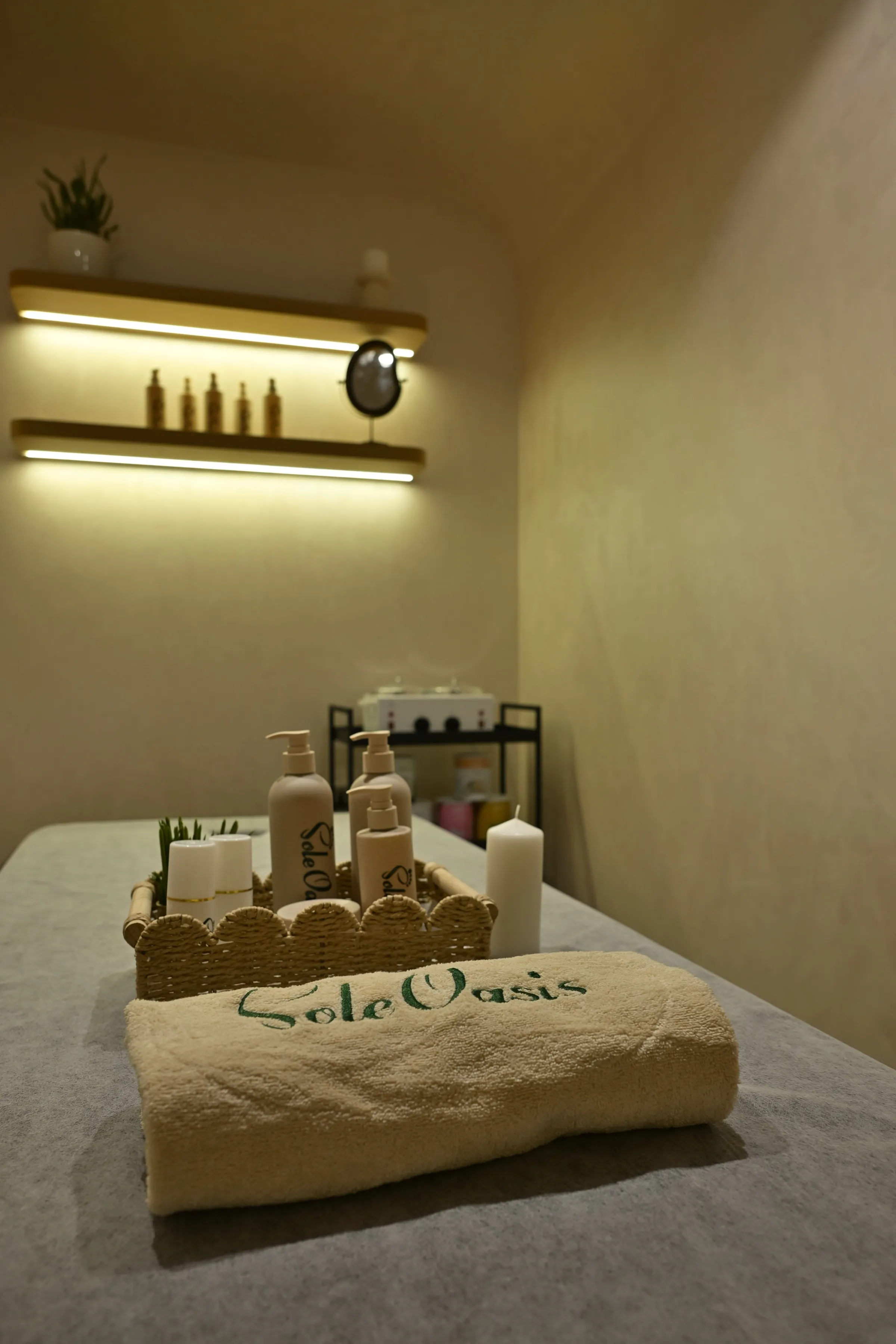 Massage bed prepared with fresh towels
